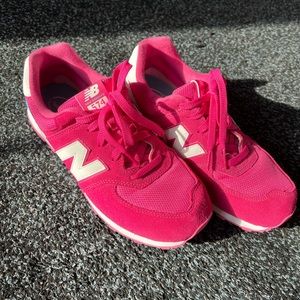 New Balance 574 Women’s Sneaker